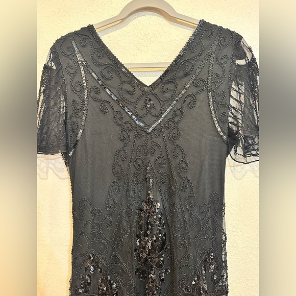 Black Embellished Tiered Midi Dress - Picture 9 of 15